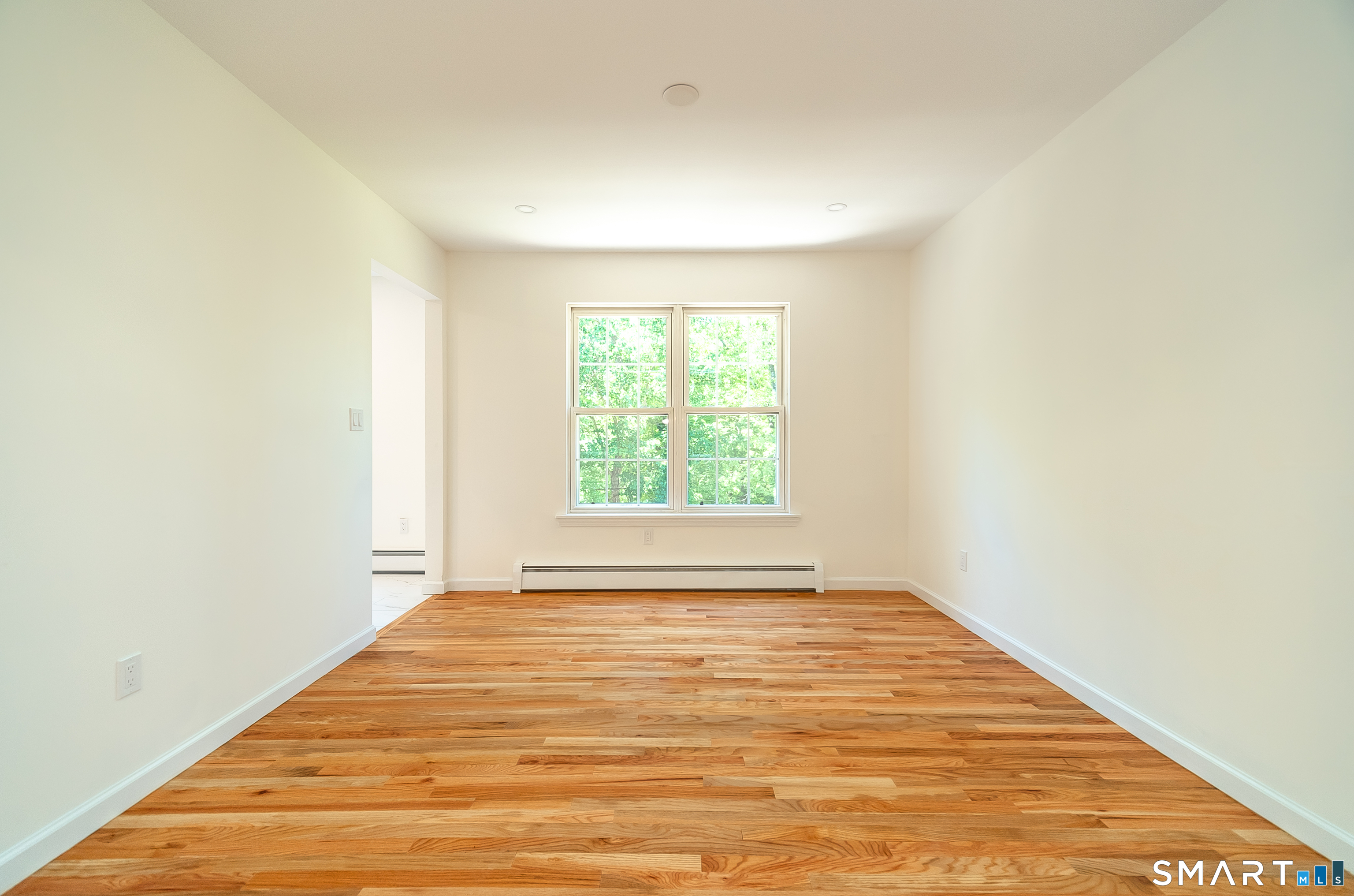 1425 James Farm Road Stratford, CT 06614 - Photo 11 of 40