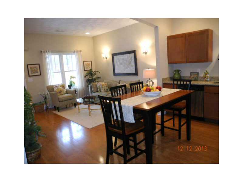 301 West Shore Road, Unit 12 Warwick, RI 02889 - Photo 3 of 8 Kitchen.