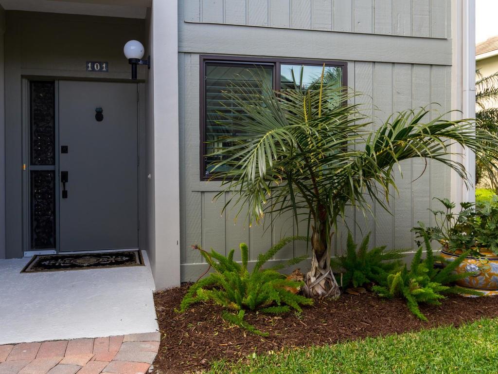 1001 Bay Road, Unit 101 Vero Beach, FL 32963 - Photo 25 of 36 Gallery Image 25