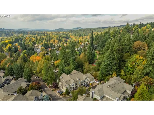 $285,000 | 3135 Summerlinn Drive, West Linn, OR 97068