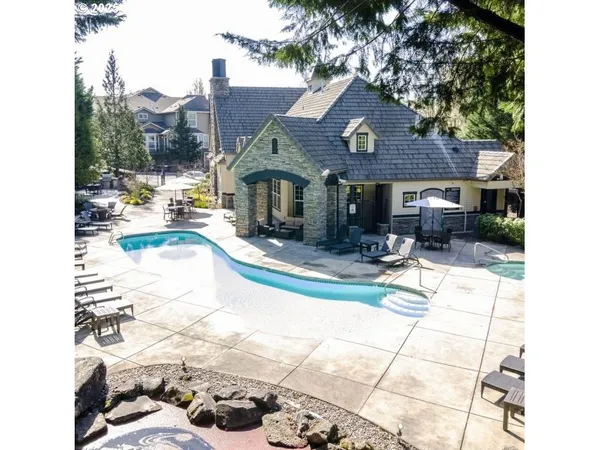 $285,000 | 3135 Summerlinn Drive, West Linn, OR 97068