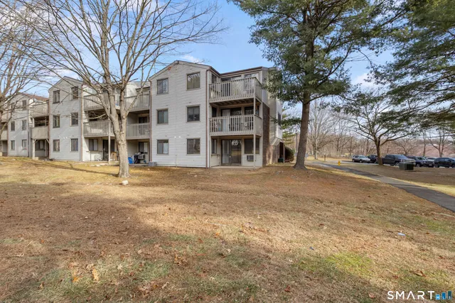 $200,000 | 7 Padanaram Road, Unit I181, Danbury, CT 06811