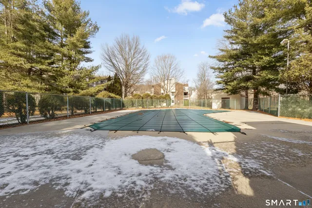 $200,000 | 7 Padanaram Road, Unit I181, Danbury, CT 06811