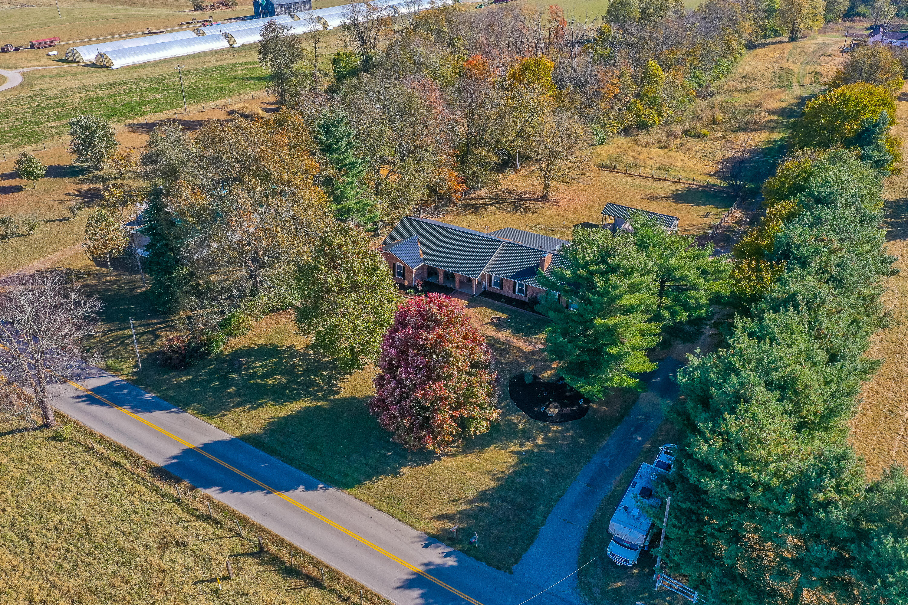 1389 Clintonville Road Winchester, KY 40391 - Photo 2 of 63 2-2