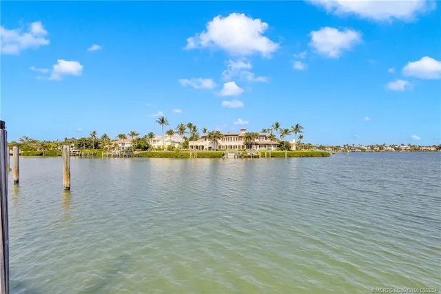 $8,995,000 | 6996 Southeast Harbor Circle, Stuart, FL 34996