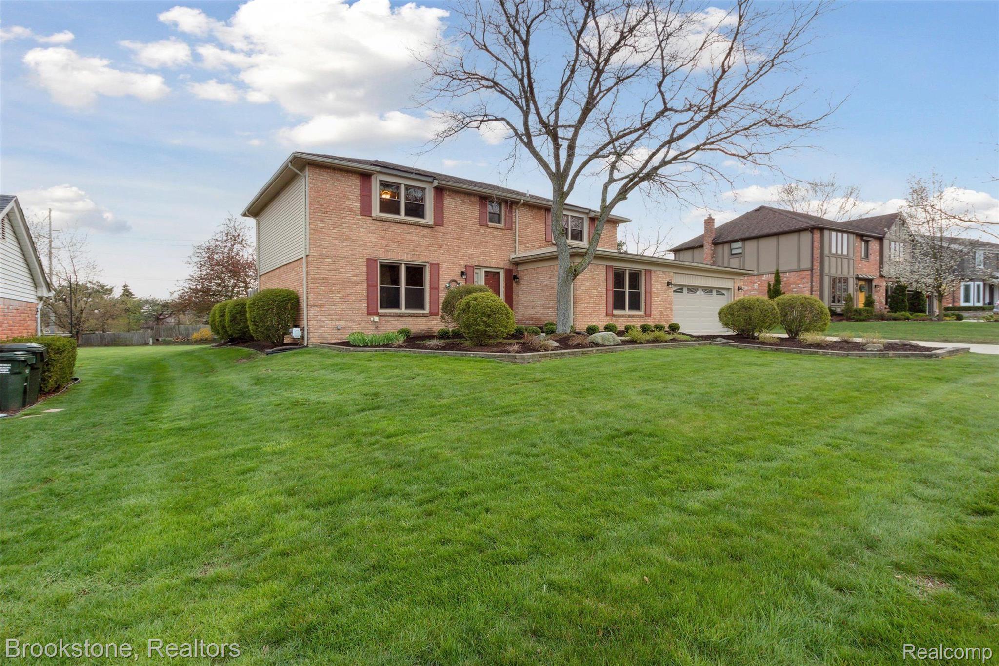 2239 Chippenham Chase Rochester, MI 48306 - Photo 3 of 52