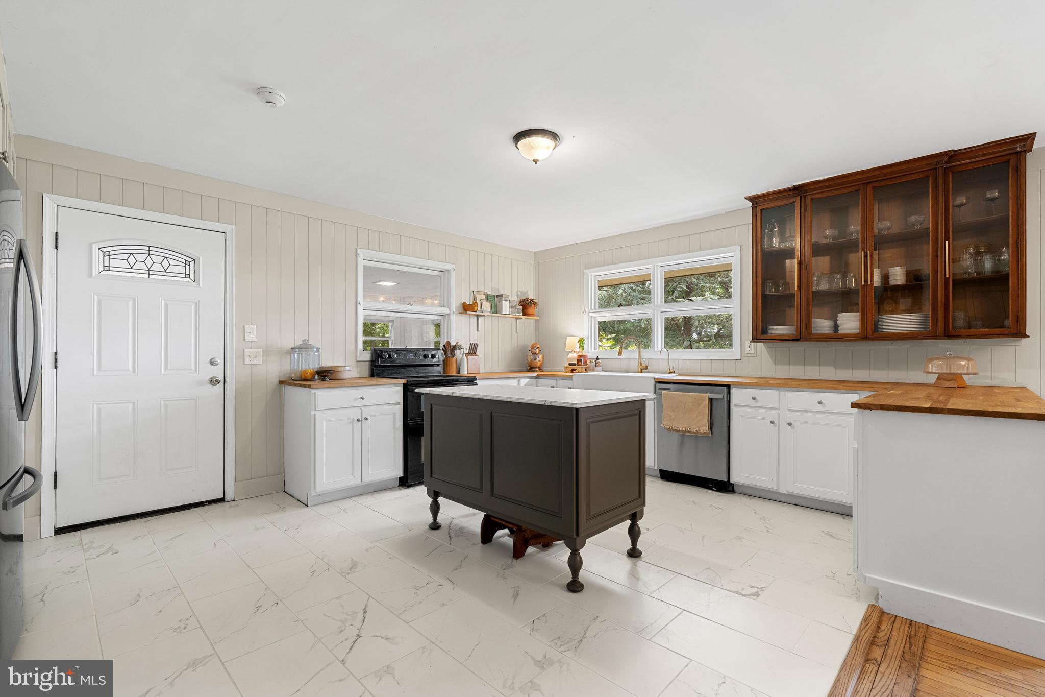 202 Yoder Road Harleysville, PA 19438 - Photo 9 of 62 Gallery Image 9