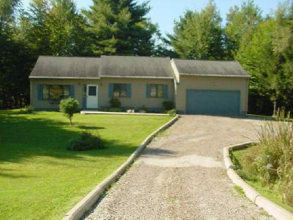 129 Red Clover Way Milton, VT 05468 - Photo 1 of 8 Gallery Image 1