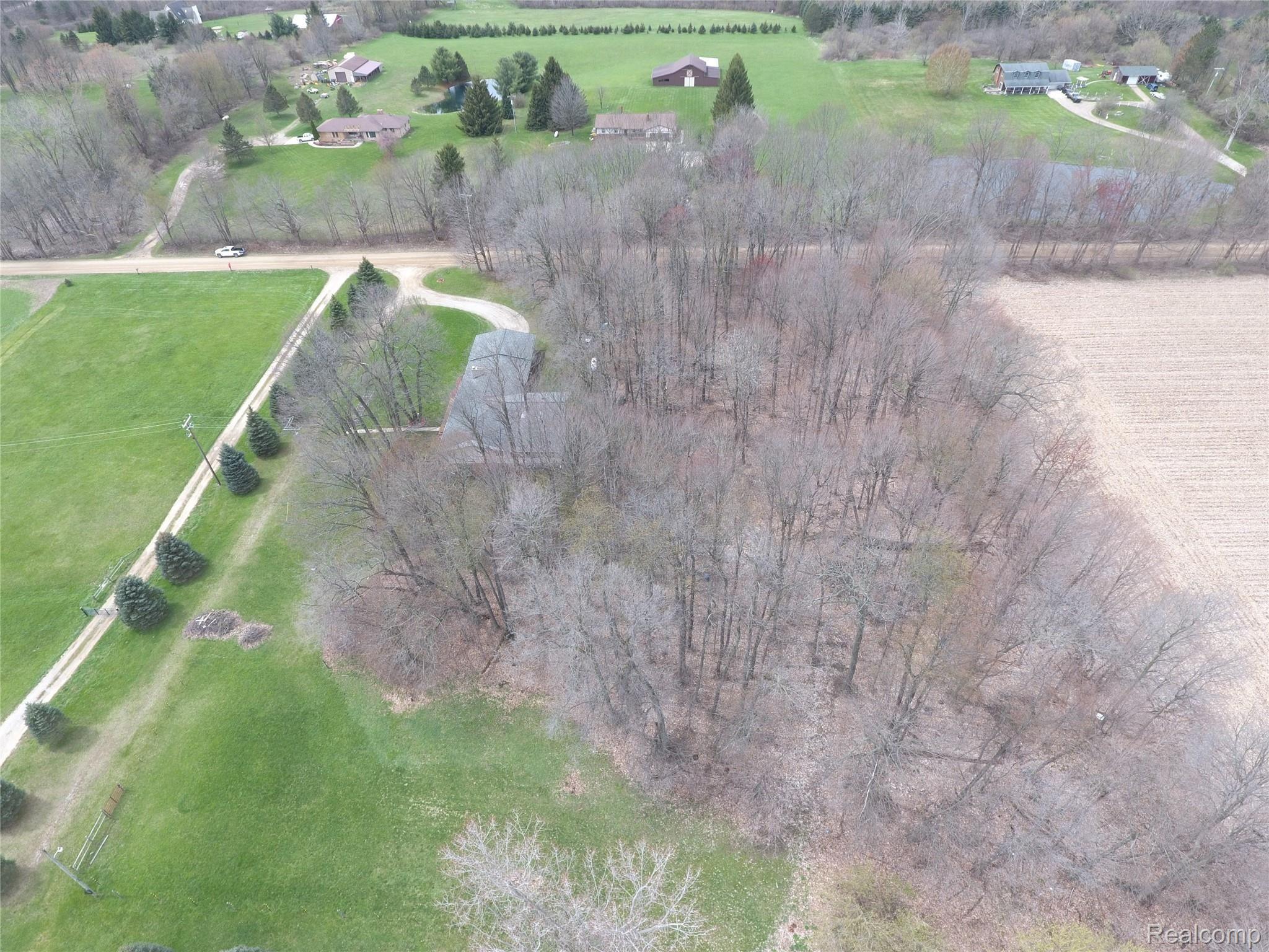 5891 Bishop Road Almont, MI 48003 - Photo 22 of 25 DJI_0005.JPG