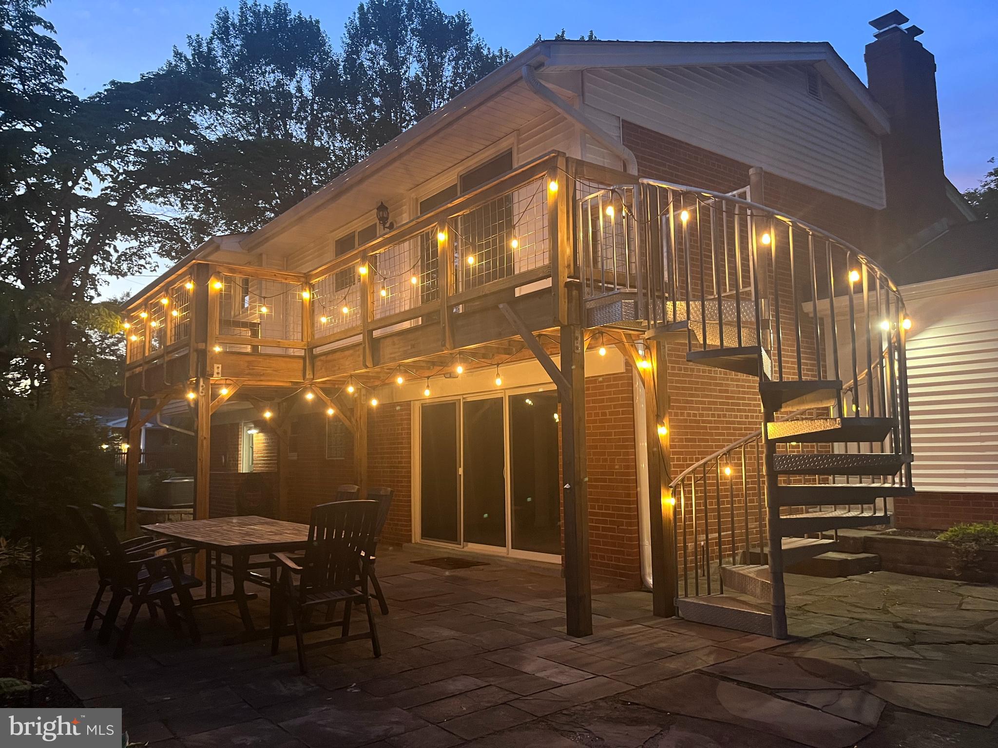 6511 Engel Drive McLean, VA 22101 - Photo 54 of 56 Automatic solar lights