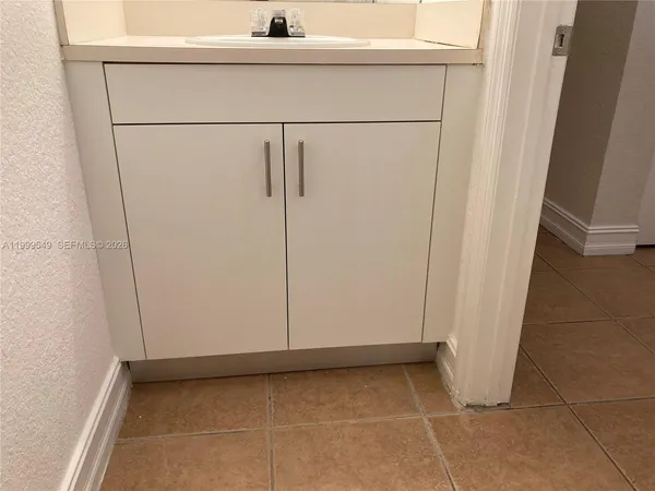 $2,250 | 7985 Northwest 8th Street, Unit 105A, Miami, FL 33126