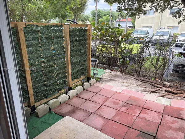 $2,250 | 7985 Northwest 8th Street, Unit 105A, Miami, FL 33126
