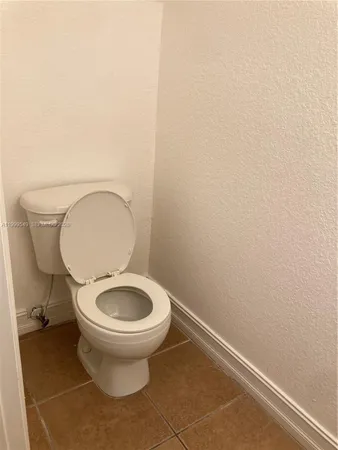 $2,250 | 7985 Northwest 8th Street, Unit 105A, Miami, FL 33126