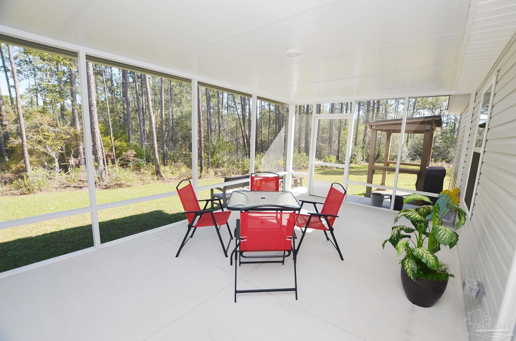 6618 Angle Road Navarre, FL 32566 - Photo 4 of 65 Gallery Image 4
