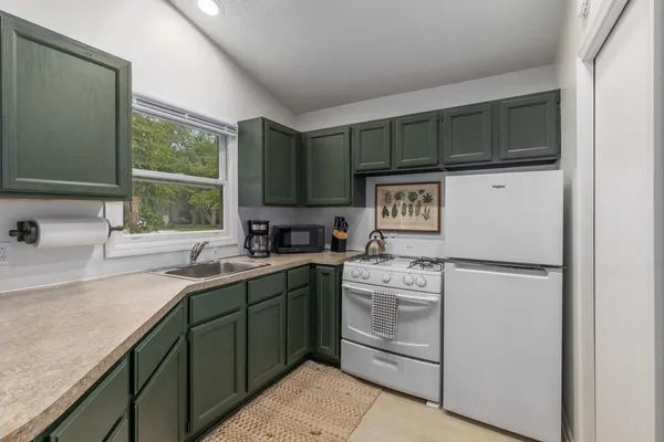 $645,000 | 707 North Maple Street, Saugatuck, MI 49453