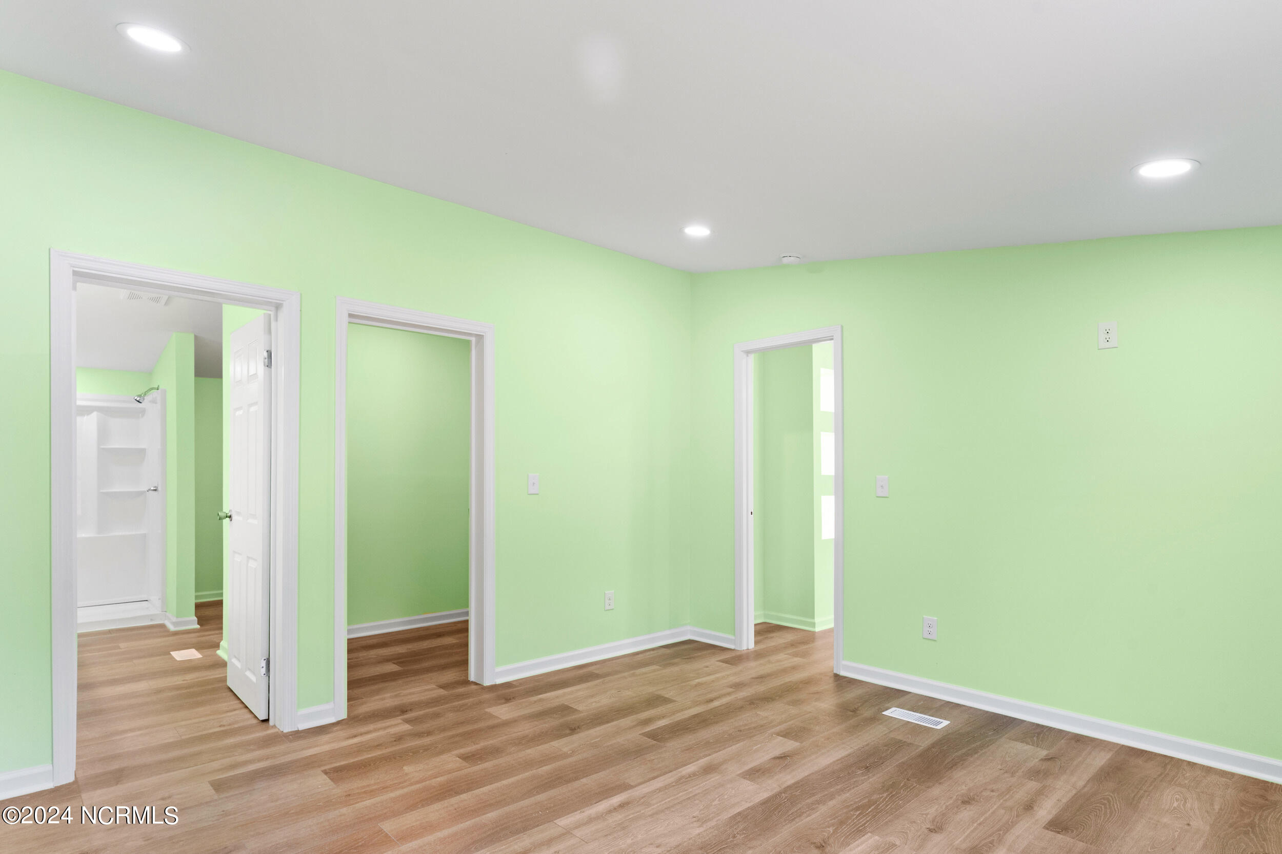 168 Stocking Head Road Rose Hill, NC 28458 - Photo 14 of 40 Primary bedroom