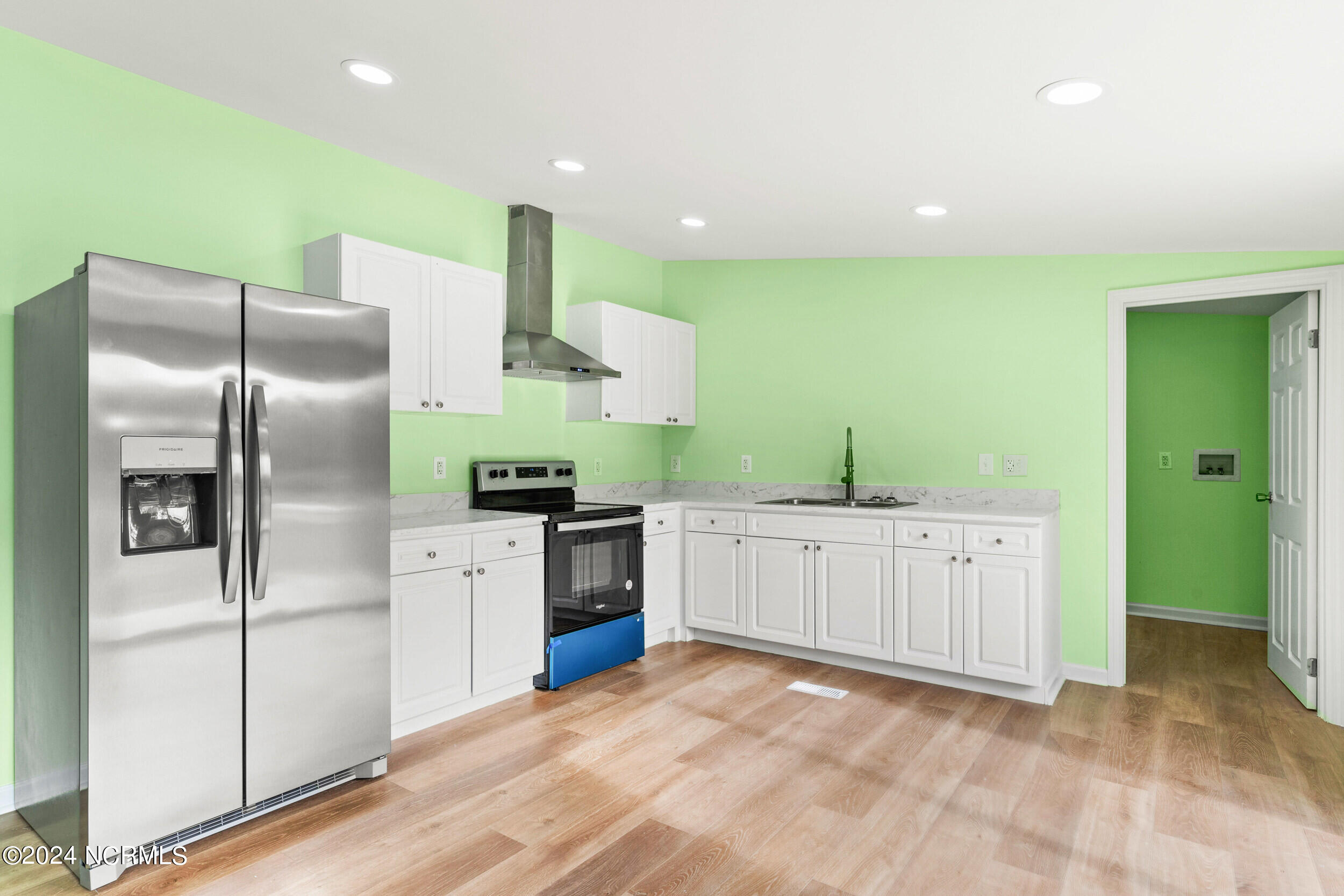 168 Stocking Head Road Rose Hill, NC 28458 - Photo 10 of 40 168stockingheadrd_00018