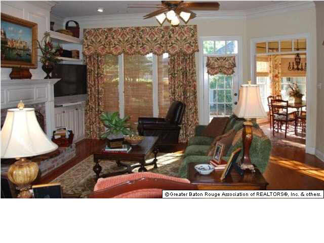 130 Summer Ridge Drive Baton Rouge, LA 70810 - Photo 3 of 15