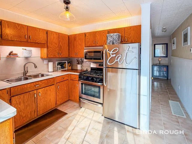 $340,000 | 3290 Worgess Road, Hastings, MI 49058