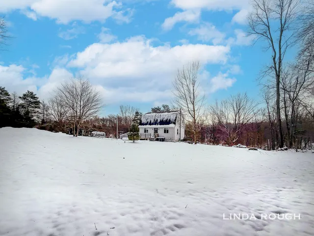 $340,000 | 3290 Worgess Road, Hastings, MI 49058