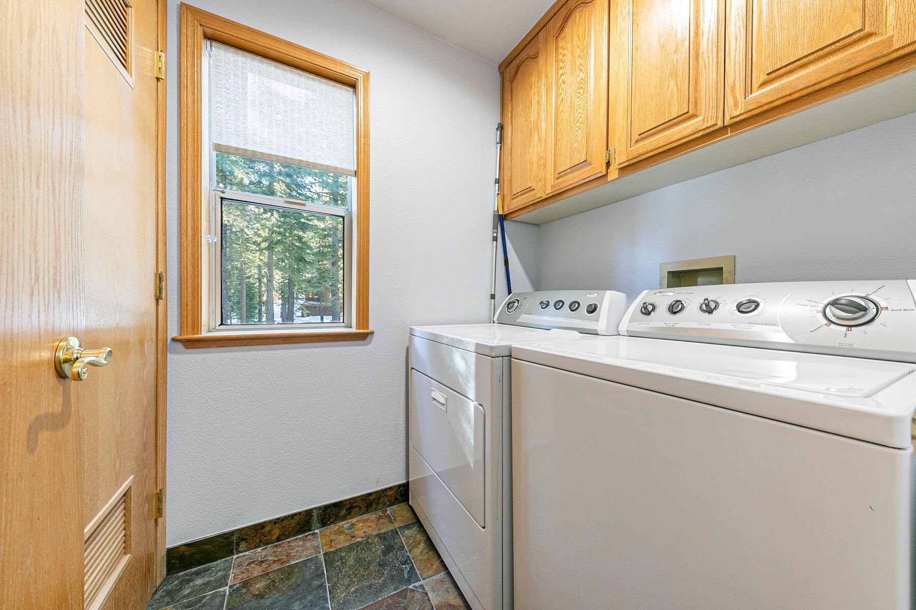 11443 Chalet Road Truckee, CA 96161 - Photo 20 of 28 Gallery Image 20