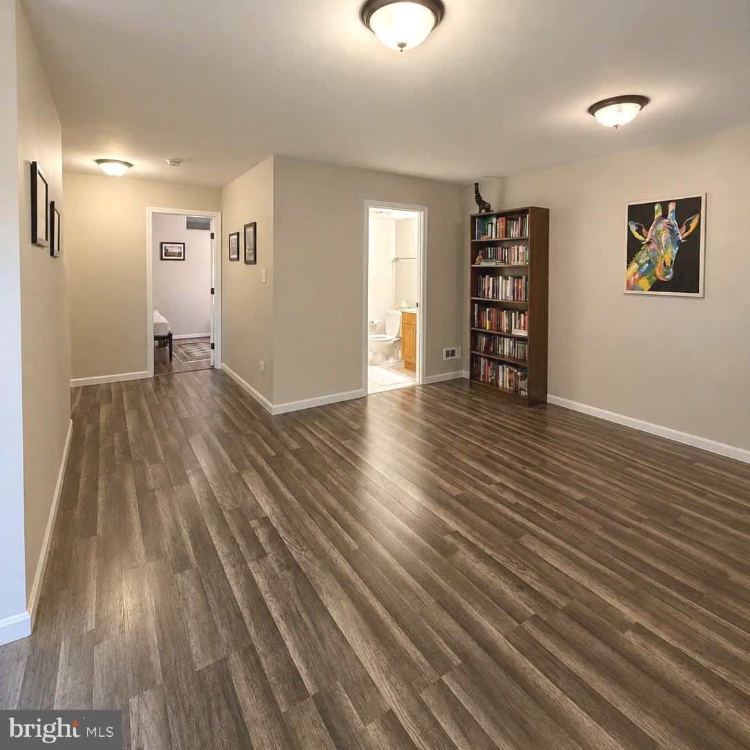 2037 South Glebe Road Arlington, VA 22206 - Photo 20 of 30