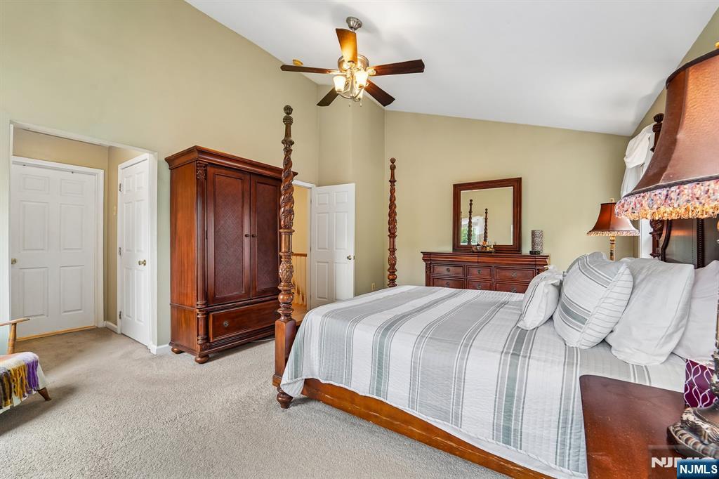 301 Cambridge Drive Butler, NJ 07405 - Photo 18 of 26