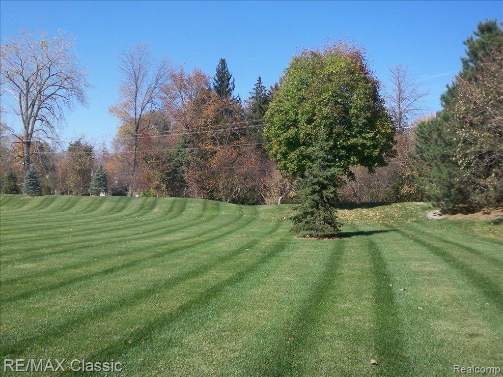 3012 Rivers Edge Drive Wayne, MI 48184 - Photo 5 of 18 View from Great Room
