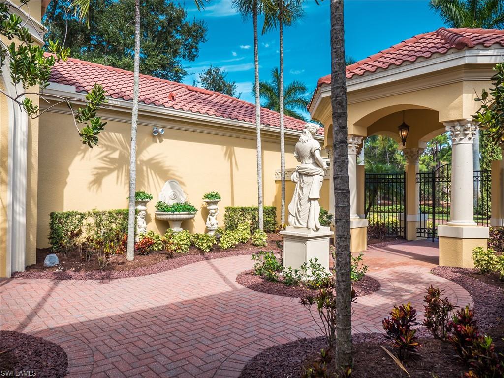 136 Hickory Road Naples, FL 34108 - Photo 8 of 34 Gated front courtyard entry.