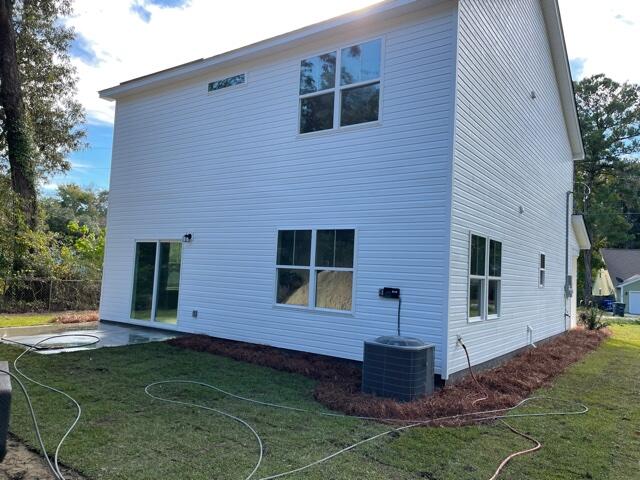 3032 Marlin Road Johns Island, SC 29455 - Photo 5 of 16 1725Rear
