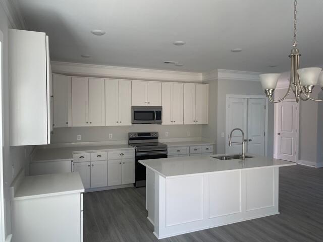 3032 Marlin Road Johns Island, SC 29455 - Photo 8 of 16 1725 kitchen2