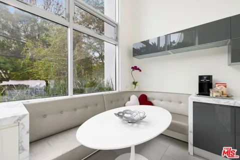 $3,995,000 | 2654 Roscomare Road, Los Angeles, CA 90077