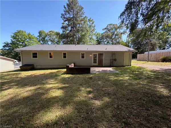 $274,000 | 2815 Midpines Drive, Winston-Salem, NC 27127