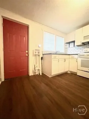 $1,295 | 1312 Love Street, Savannah, GA 31415