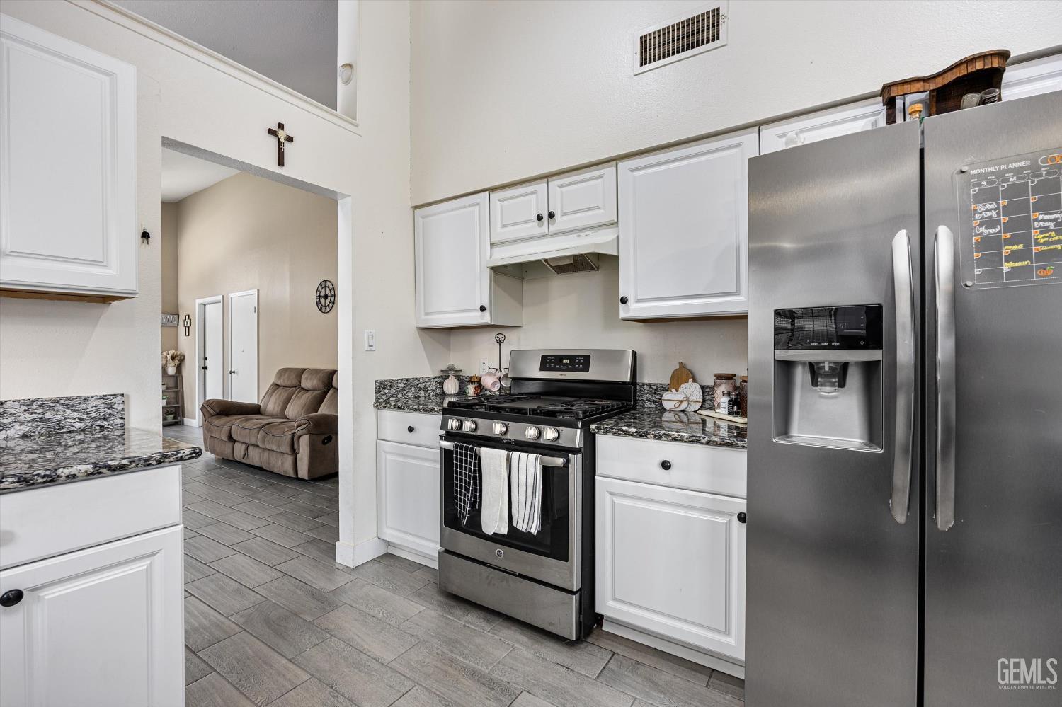 Undisclosed Address Bakersfield, CA 93309 - Photo 18 of 33 Gallery Image 18
