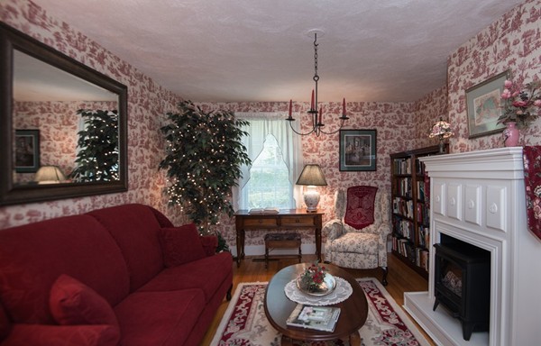225 Pontoosic Road Westfield, MA 01085 - Photo 16 of 29 Gallery Image 16