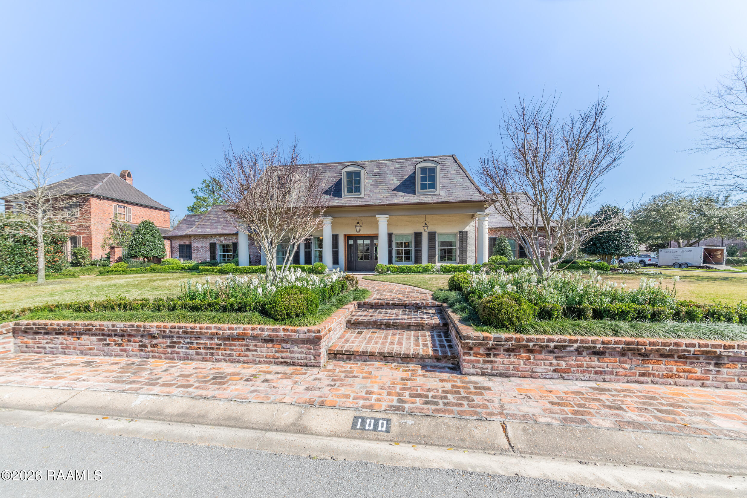 100 Shannon Road Lafayette, LA 70503 - Photo 2 of 60 Front View