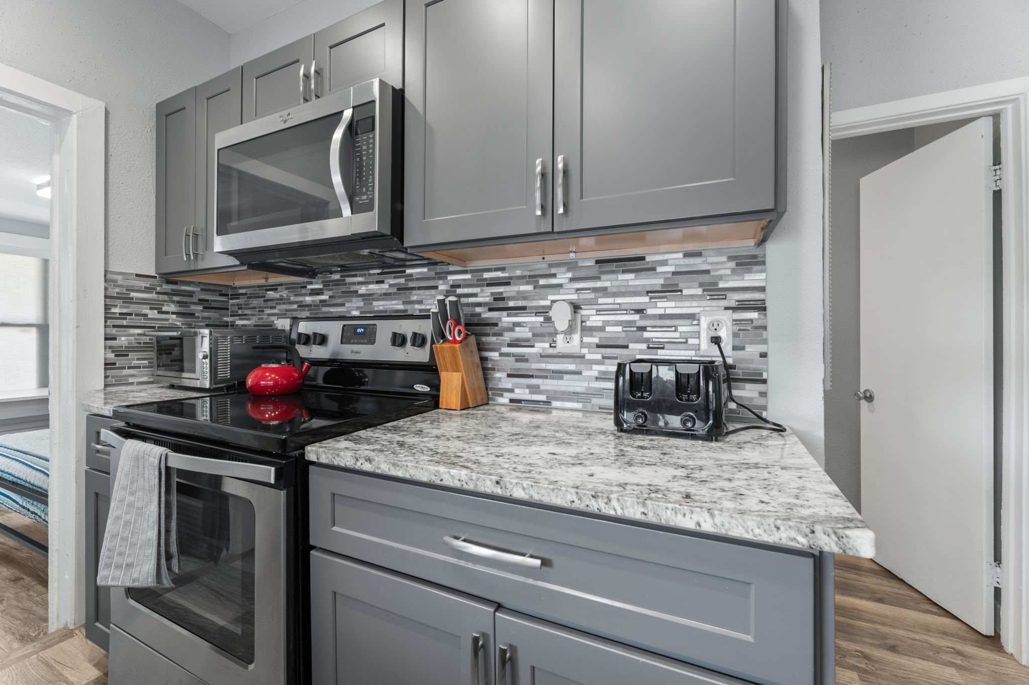 412 Drew Street, Unit 2 Houston, TX 77006 - Photo 6 of 26