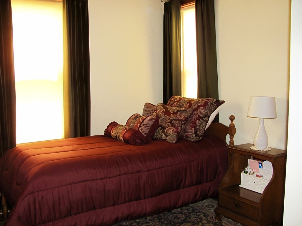483 High Street Clinton, MA 01510 - Photo 12 of 29 Gallery Image 12