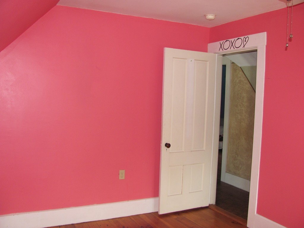 483 High Street Clinton, MA 01510 - Photo 13 of 29 Gallery Image 13