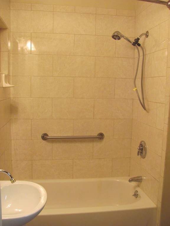 483 High Street Clinton, MA 01510 - Photo 25 of 29 Gallery Image 25