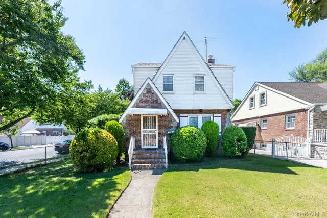 $888,000 | 84-68 251st Street | Bellerose Manor