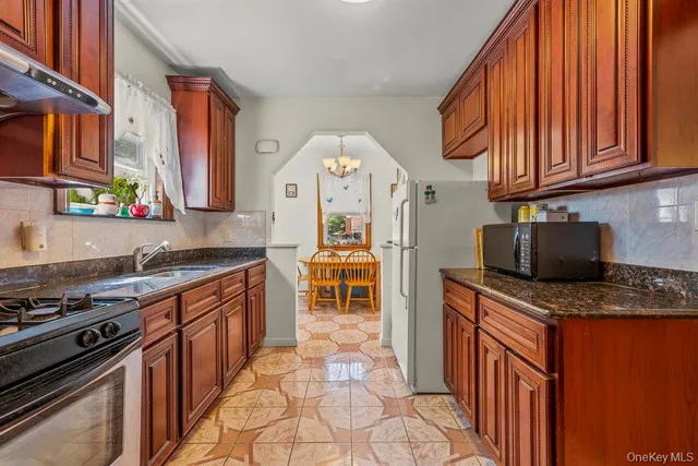 $888,000 | 84-68 251st Street | Bellerose Manor