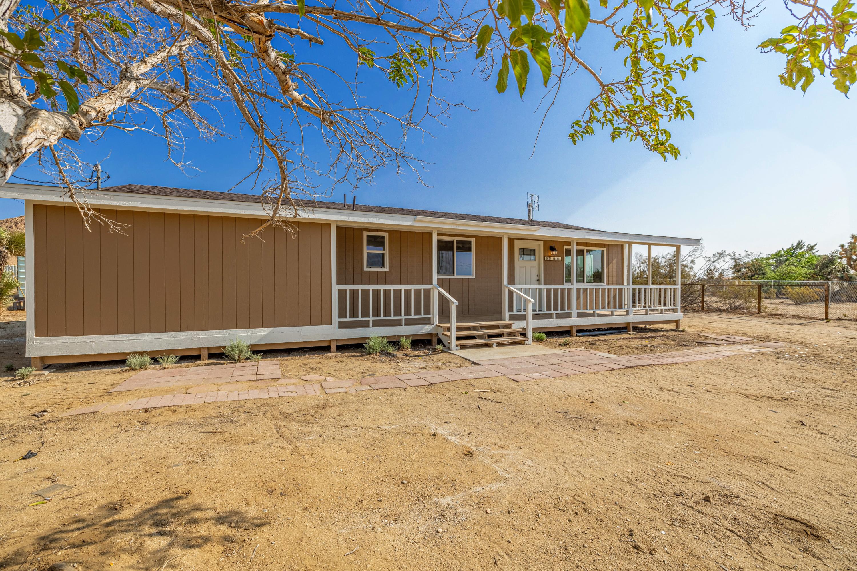 3639 Backus Road Mojave, CA 93501 - Photo 2 of 34 JE5A8428-HDR-2