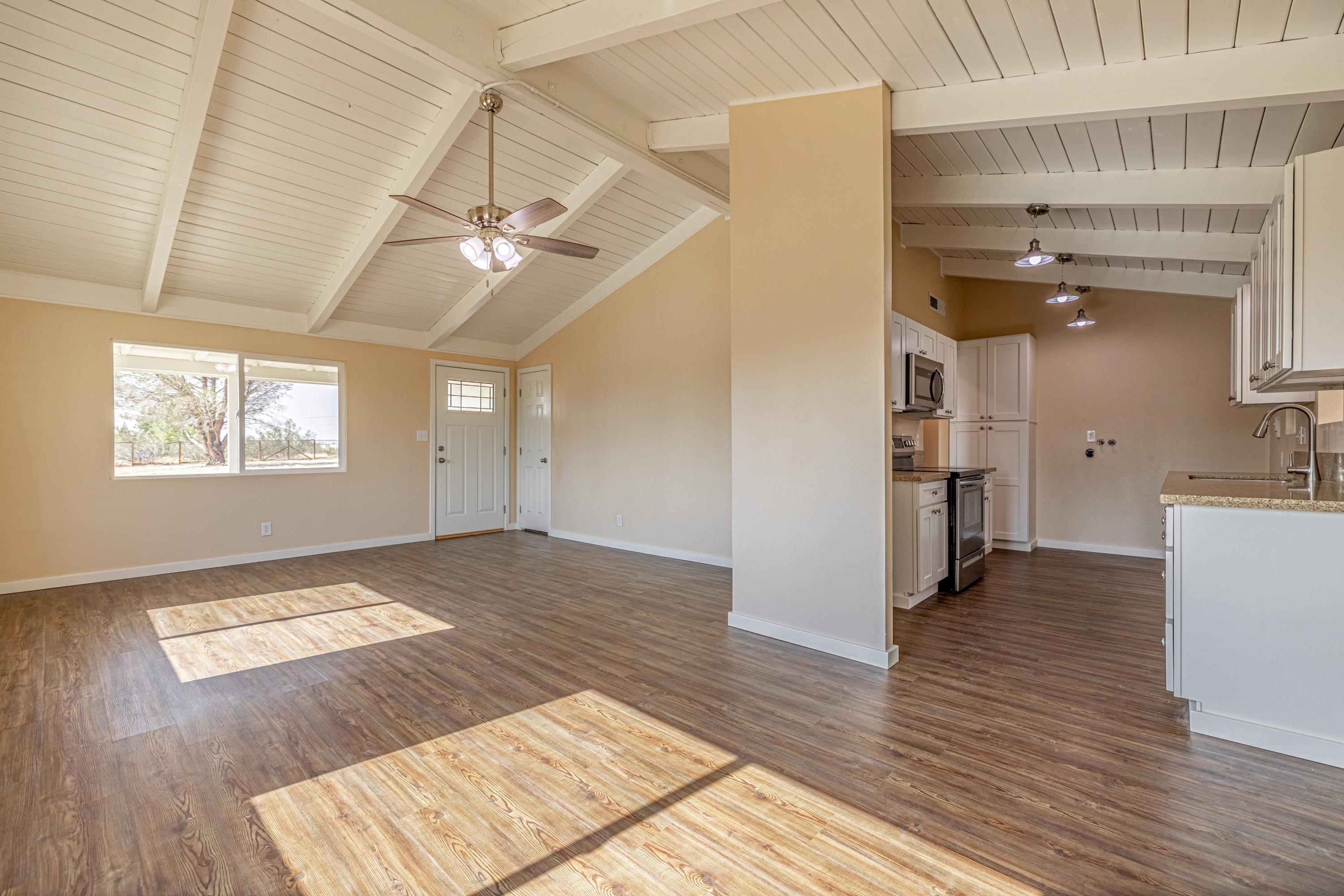 3639 Backus Road Mojave, CA 93501 - Photo 13 of 34 JE5A8471-HDR
