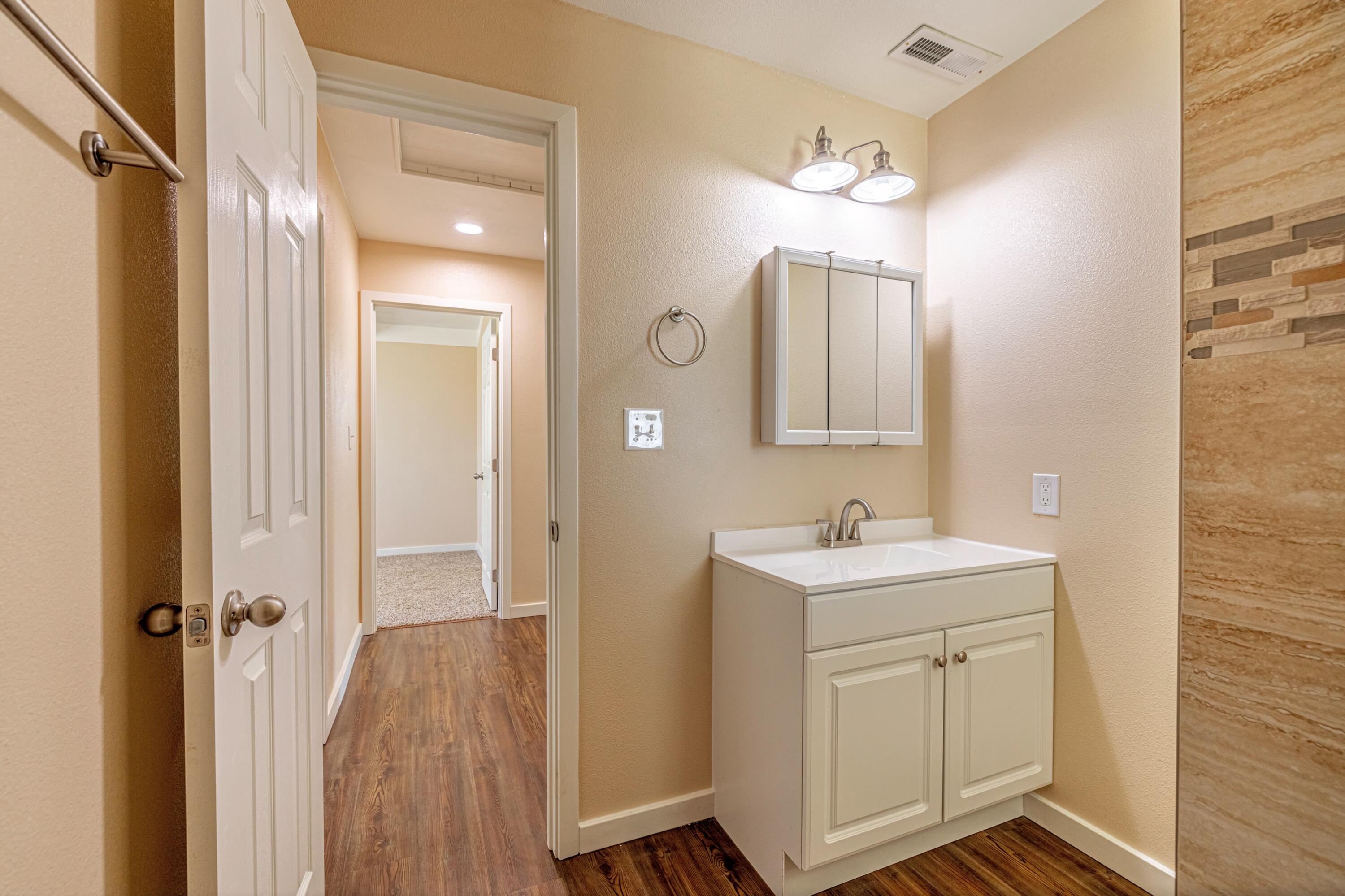 3639 Backus Road Mojave, CA 93501 - Photo 21 of 34 JE5A8553-HDR