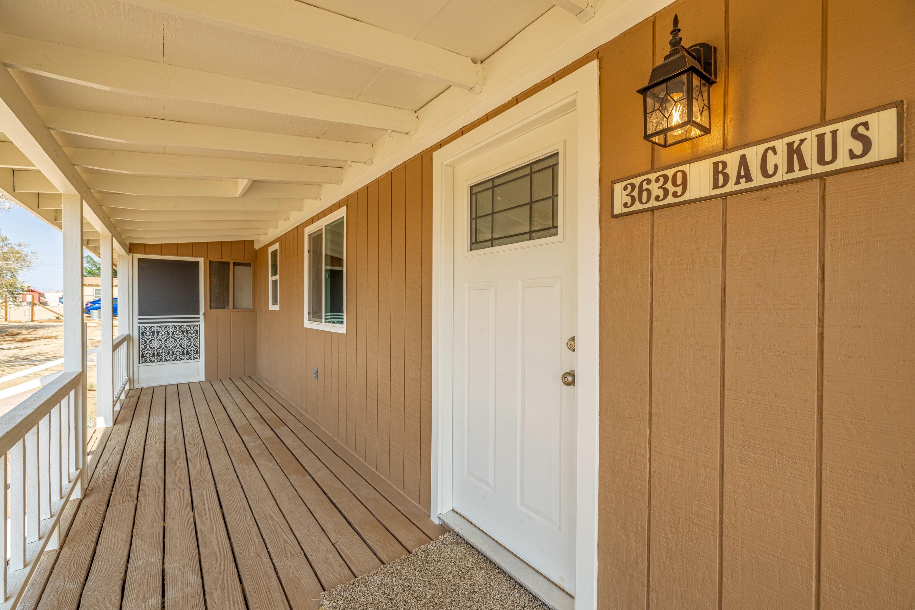 3639 Backus Road Mojave, CA 93501 - Photo 4 of 34 JE5A8457-HDR