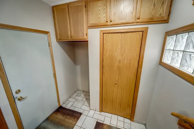 $425,000 | 28-w544 Forestview Drive, Warrenville, IL 60555