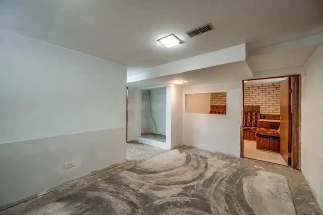 $425,000 | 28-w544 Forestview Drive, Warrenville, IL 60555