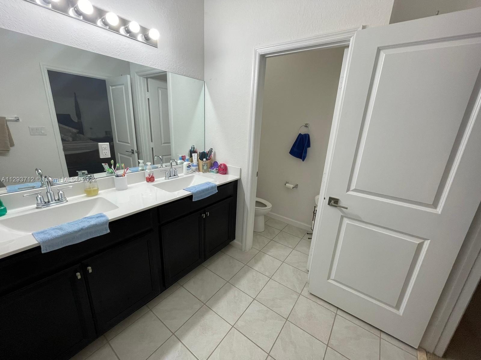 27774 Southwest 133rd Path Homestead, FL 33032 - Photo 10 of 17 Gallery Image 10